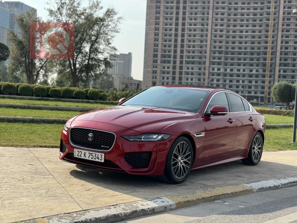 جاكوار XE